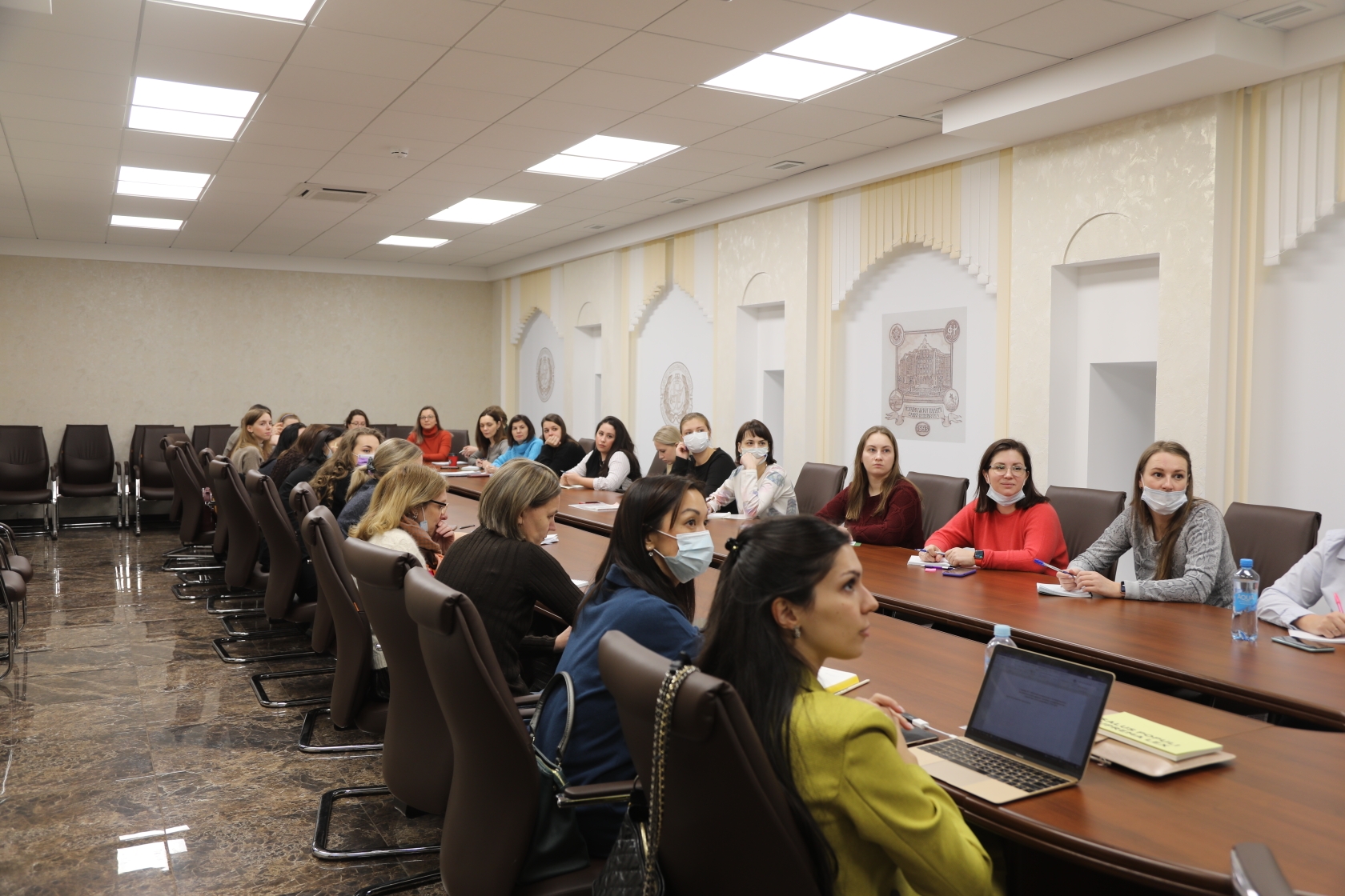 президент нпво волгоград. нотариальная палата волгоградской области стажировка. семинар методистов нотариальных палат карелия. нотариус пономарева саратов. стажер нотариальной палаты.